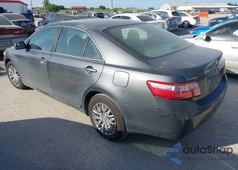 2007 Toyota Camry Le z USA, uszkodzony, nr VIN 4T1BE46K67U626158